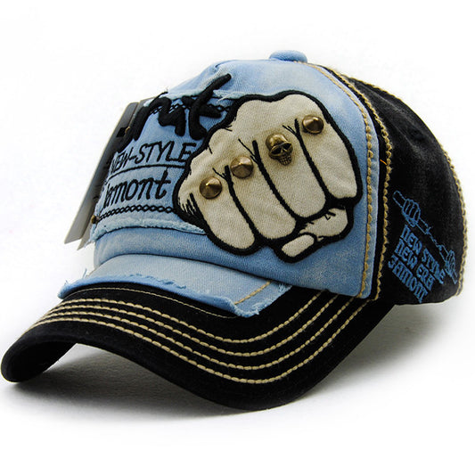 Gorra con remaches